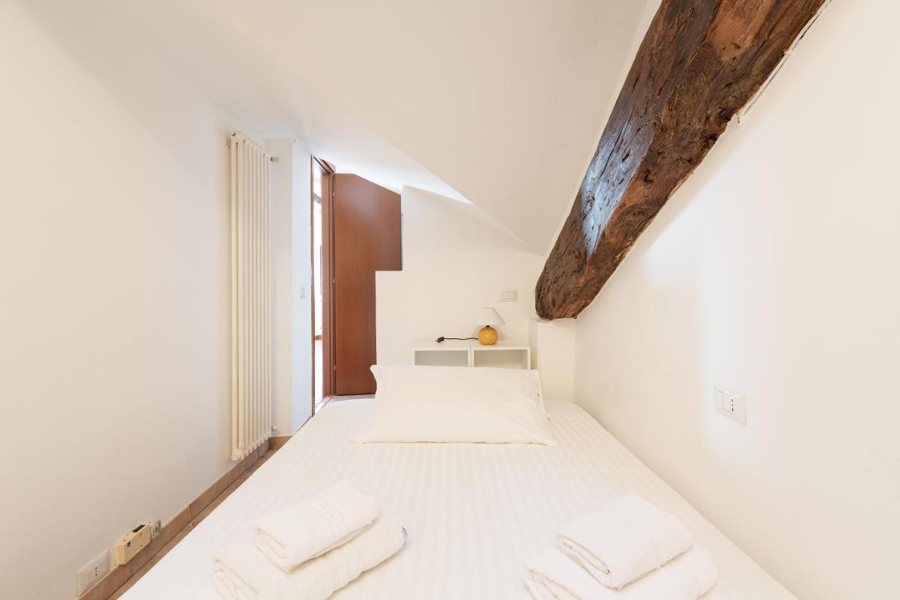 Corso Como Balcony Apartment Milano Exterior foto