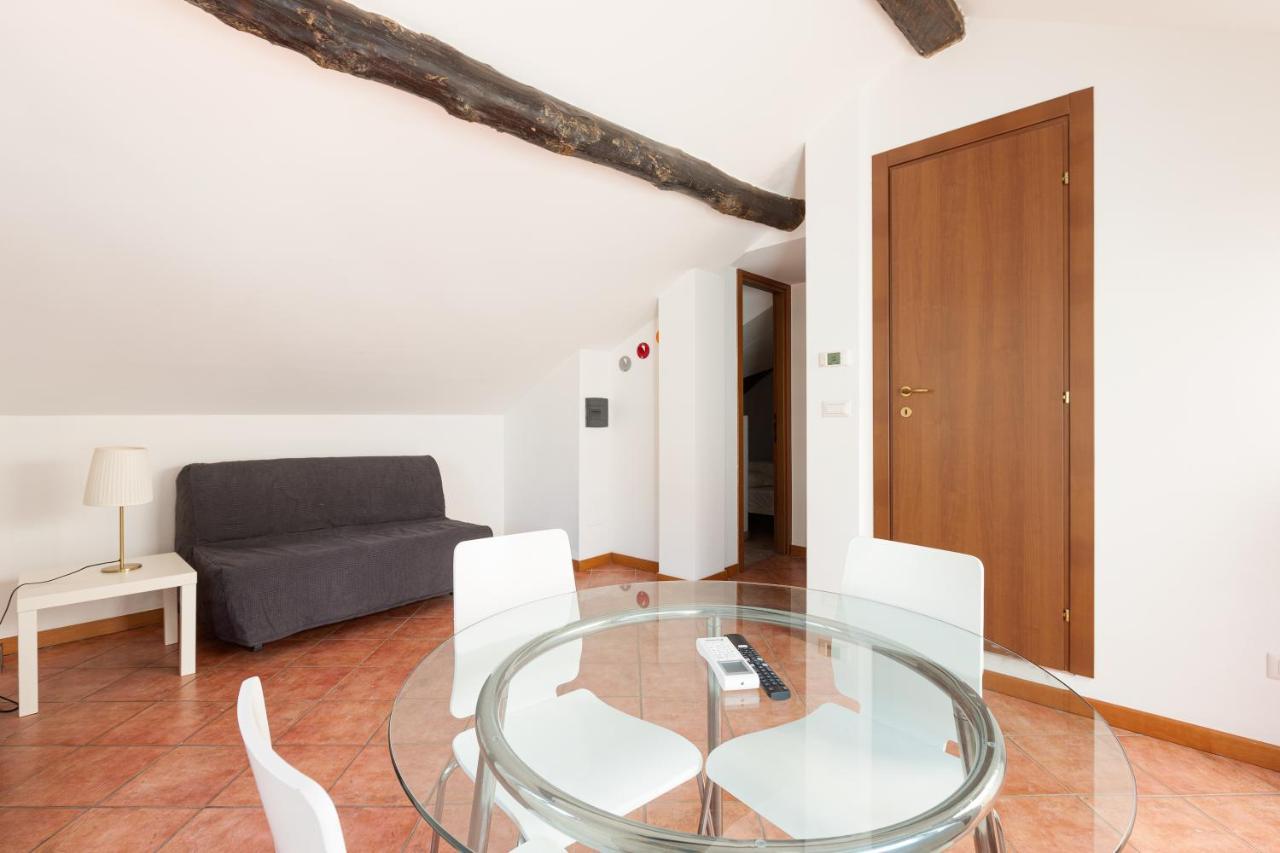 Corso Como Balcony Apartment Milano Exterior foto
