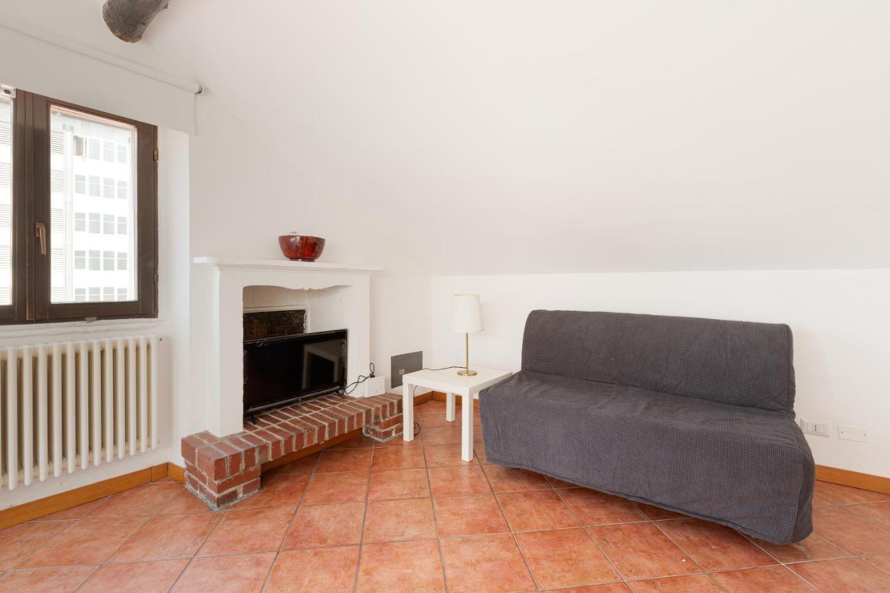 Corso Como Balcony Apartment Milano Exterior foto