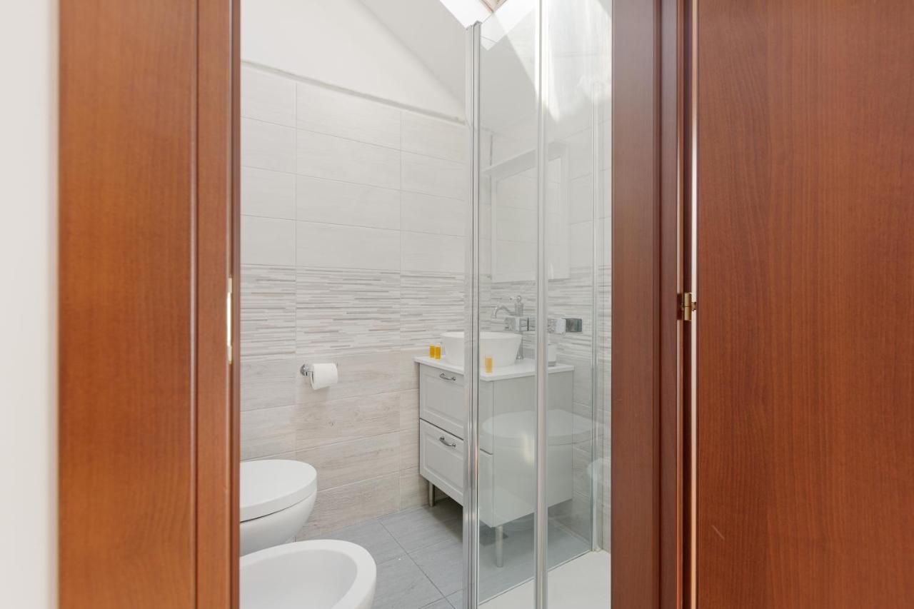 Corso Como Balcony Apartment Milano Exterior foto