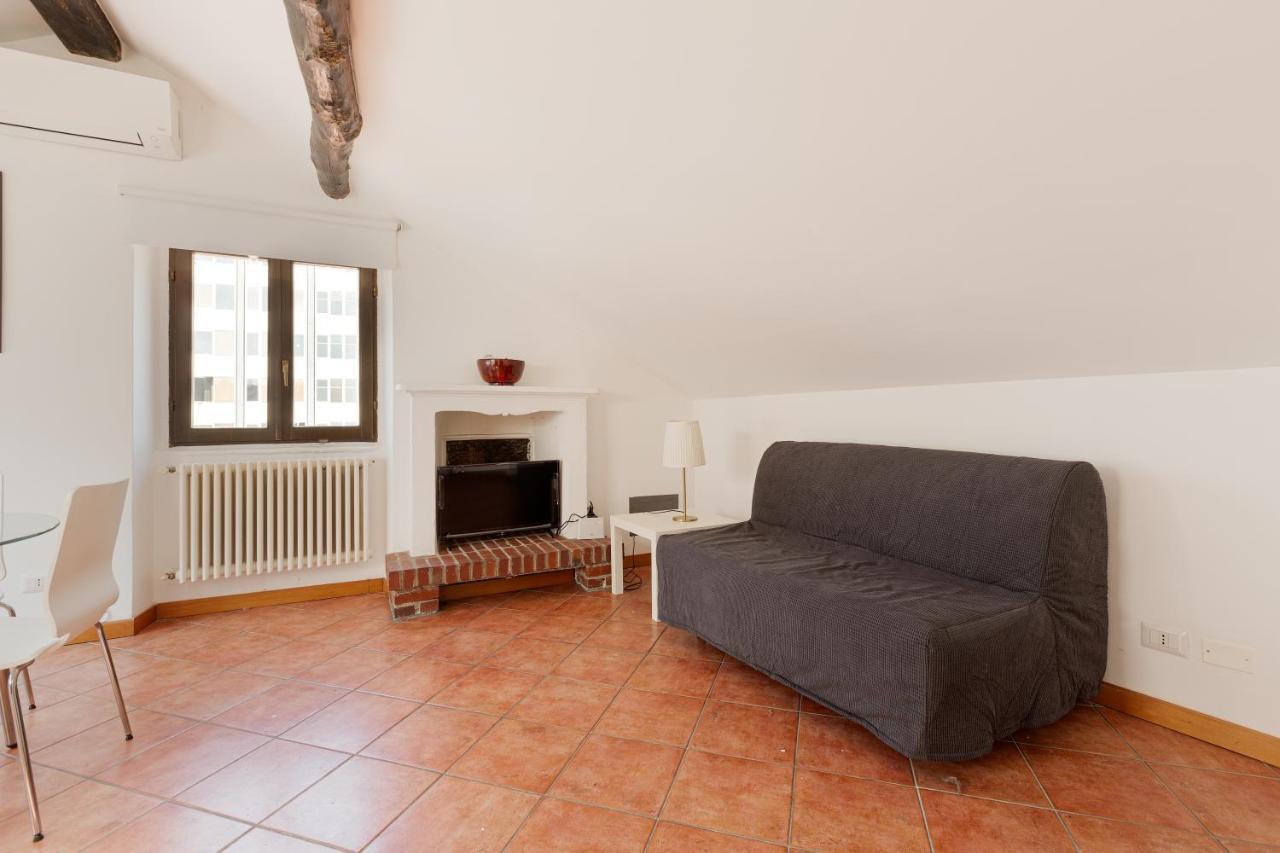 Corso Como Balcony Apartment Milano Exterior foto
